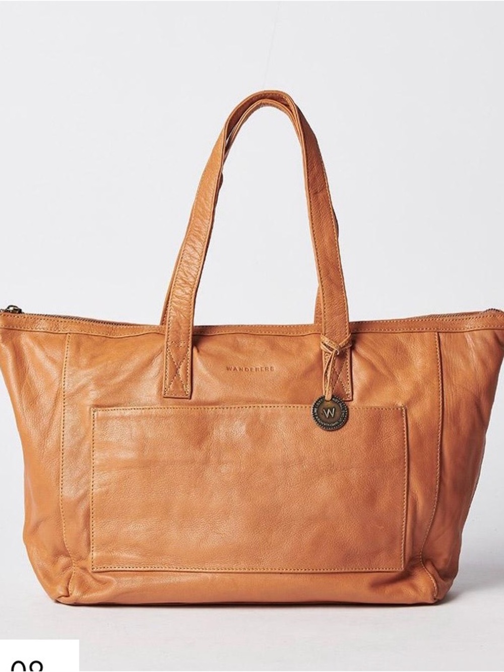 Wanderer Travel Co The Rocks Handbag in Tan